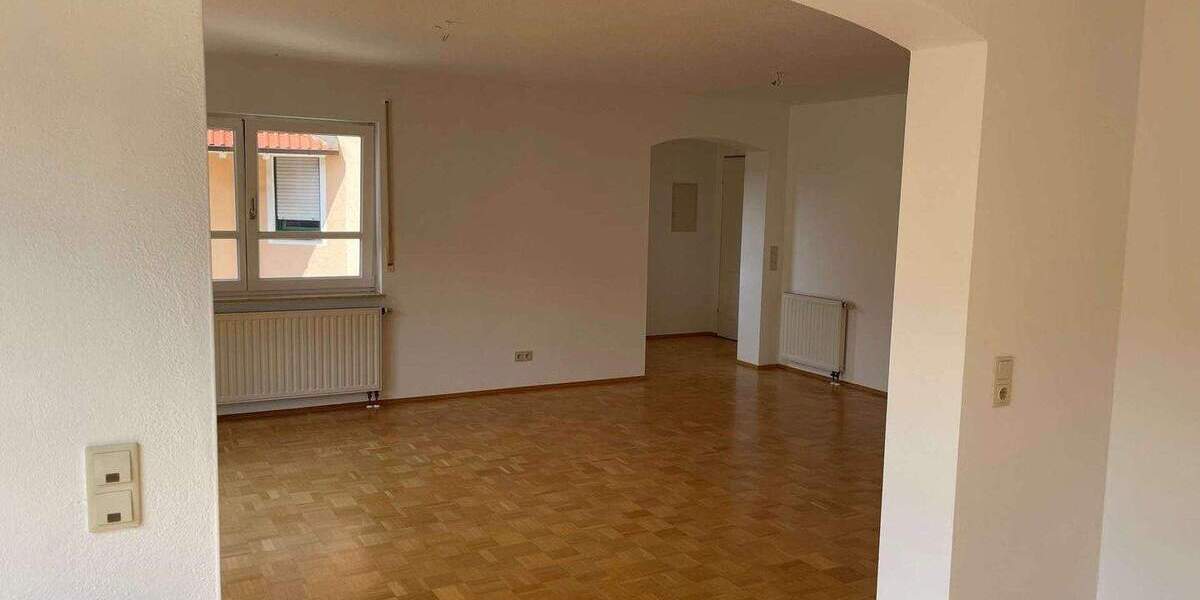 Etagenwohnung Wertheim Lindelbach - 3 Zimmer, 96 m&sup2;, 710&euro; | Angebot:25109991