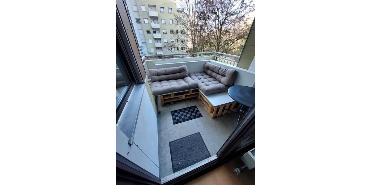 Etagenwohnung Höchberg - 1 Zimmer, 36 m&sup2;, 360&euro; | Angebot:24981671