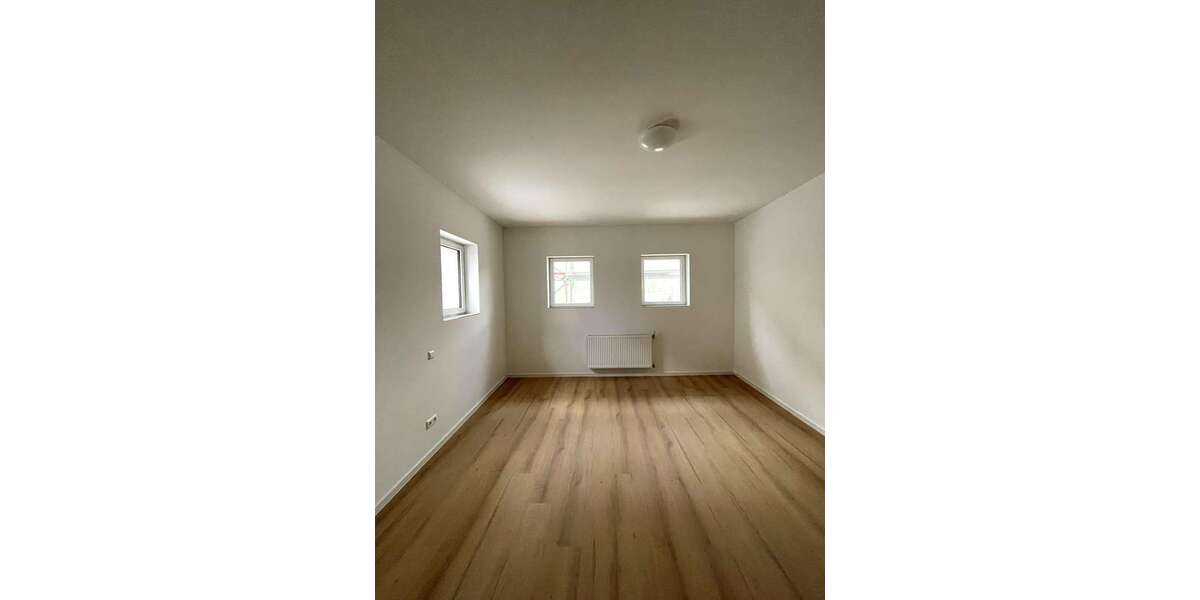 Etagenwohnung Kaiserlautern Kaiserberg - 2 Zimmer, 75 m&sup2;, 1.012&euro; | Angebot:24758719