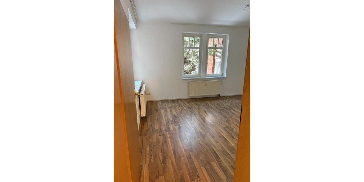 Erdgeschoßwohnung Nordhausen - 3 Zimmer, 60 m&sup2;, 390&euro; | Angebot:24670816