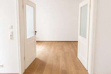 Wohnung Braunschweig Östliches Ringgebiet - 4.5 Zimmer, 106 m&sup2;, 1.450&euro; | Angebot:26801752