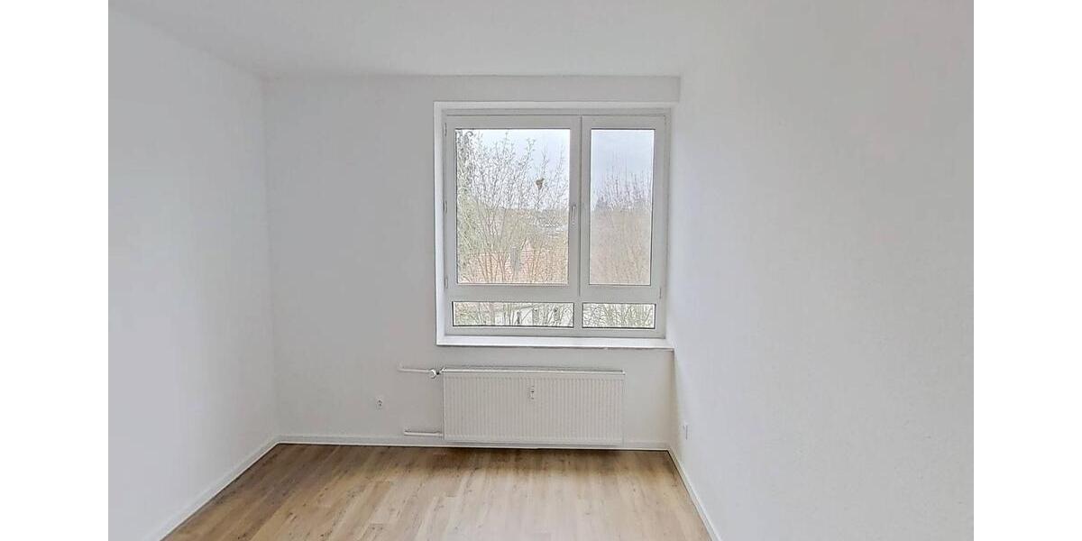 Etagenwohnung Celle - 3 Zimmer, 82 m&sup2;, 699&euro; | Angebot:25807696