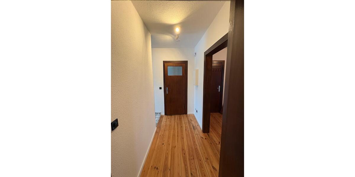 Dachgeschoßwohnung Wesenberg - 2 Zimmer, 50 m&sup2;, 460&euro; | Angebot:24704407