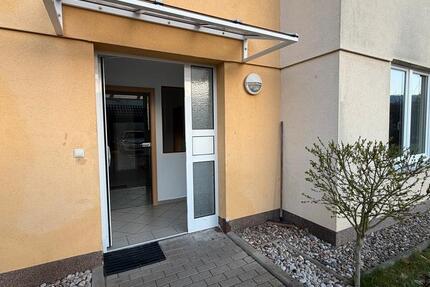 Wohnung Augustusburg - 2 Zimmer, 70 m&sup2;, 360&euro; | Angebot:25986542