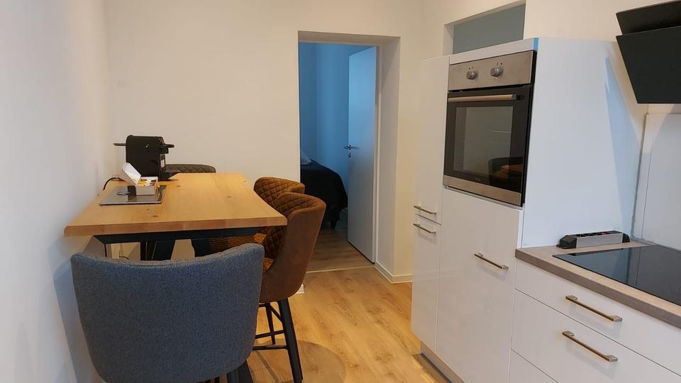 Etagenwohnung Mönchengladbach Süd - 2 Zimmer, 60 m&sup2;, 1.400&euro; | Angebot:26343017