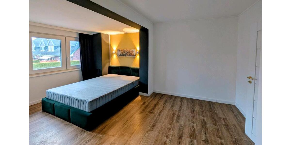 Reihenhaus Norderstedt Friedrichsgabe - 3 Zimmer, 100 m&sup2;, 1.800&euro; | Angebot:25867497