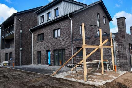 Wohnung Friesoythe - 2 Zimmer, 77 m&sup2;, 765&euro; | Angebot:26001564