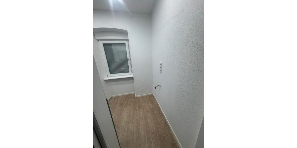 Etagenwohnung Namborn - 5 Zimmer, 120 m&sup2;, 950&euro; | Angebot:26693699