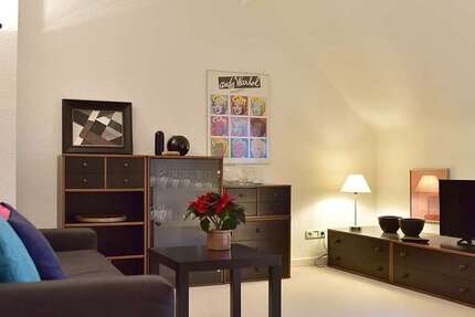 Zimmer Köln Lindenthal - 2 Zimmer, 1.400&euro; | Angebot:27216196