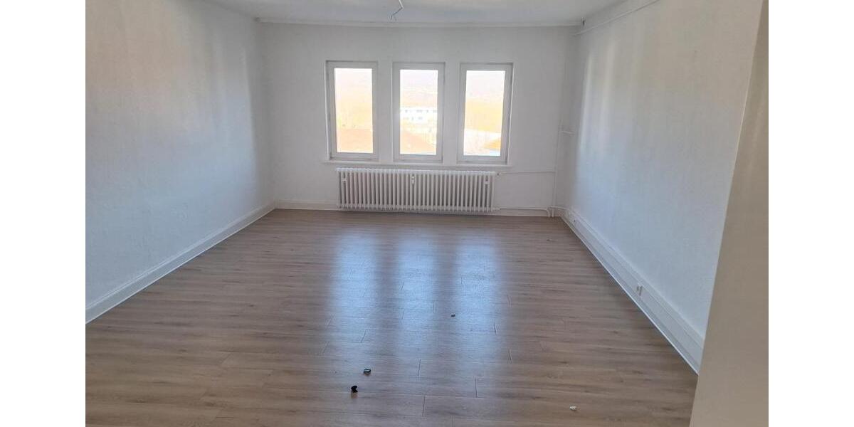 Dachgeschoßwohnung Eschwege - 3 Zimmer, 110 m&sup2;, 650&euro; | Angebot:24496922