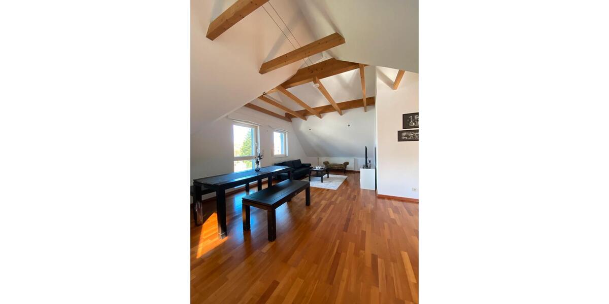 Dachgeschoßwohnung Ellerau - 3 Zimmer, 90 m&sup2;, 1.800&euro; | Angebot:25158226