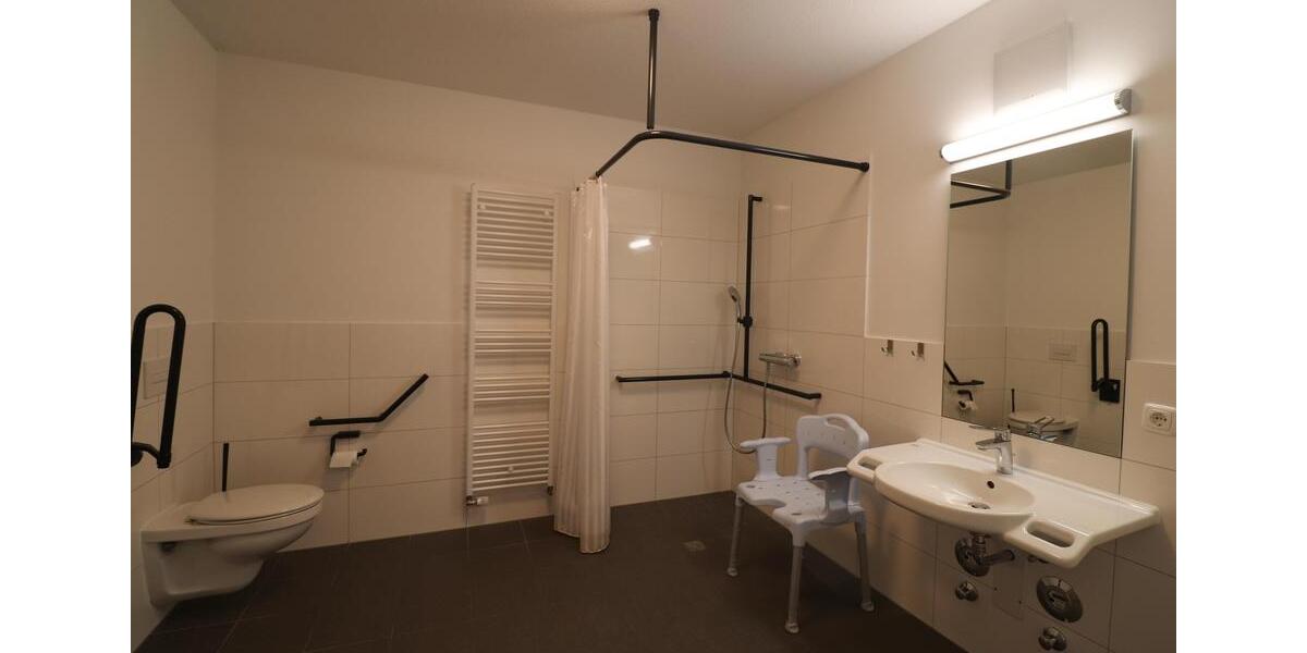 Etagenwohnung Lichtenberg - 2 Zimmer, 70 m&sup2;, 701&euro; | Angebot:26336129