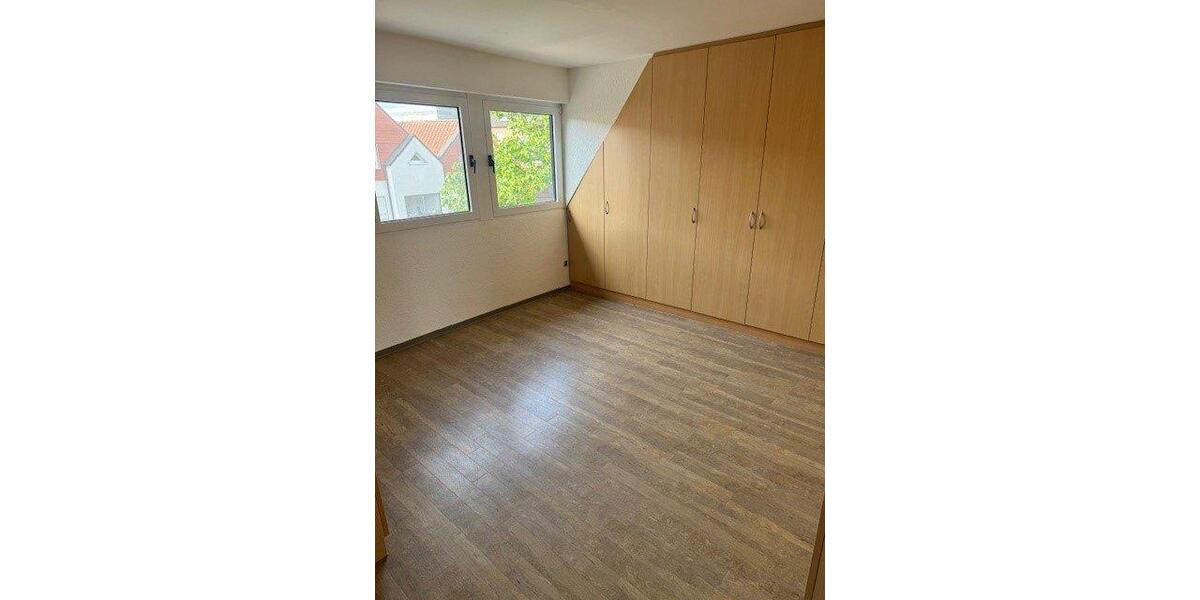 Etagenwohnung Sendenhorst - 3 Zimmer, 127 m&sup2;, 1.150&euro; | Angebot:26378890