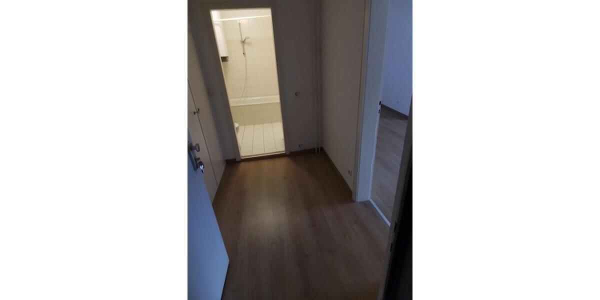 Etagenwohnung Wolfsburg - 1 Zimmer, 48 m&sup2;, 420&euro; | Angebot:24707063