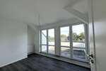 Frisch sanierte Dachgeschoss Wohnung mit 2 Zimmern und Terasse in Herne, Baukau-West 2 zimmer