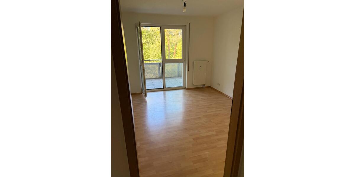 Wohnen auf Zeit Karlsruhe Wettersbach - 2 Zimmer, 13 m&sup2;, 350&euro; | Angebot:26527610