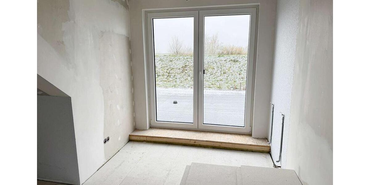 Dachgeschoßwohnung Büsum - 4 Zimmer, 118 m&sup2;, 1.400&euro; | Angebot:24121632