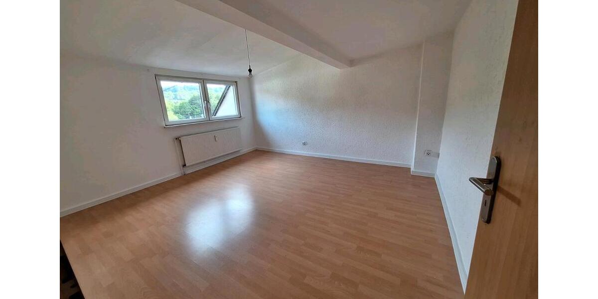 Dachgeschoßwohnung Trier Nord - 2 Zimmer, 57 m&sup2;, 720&euro; | Angebot:26625019