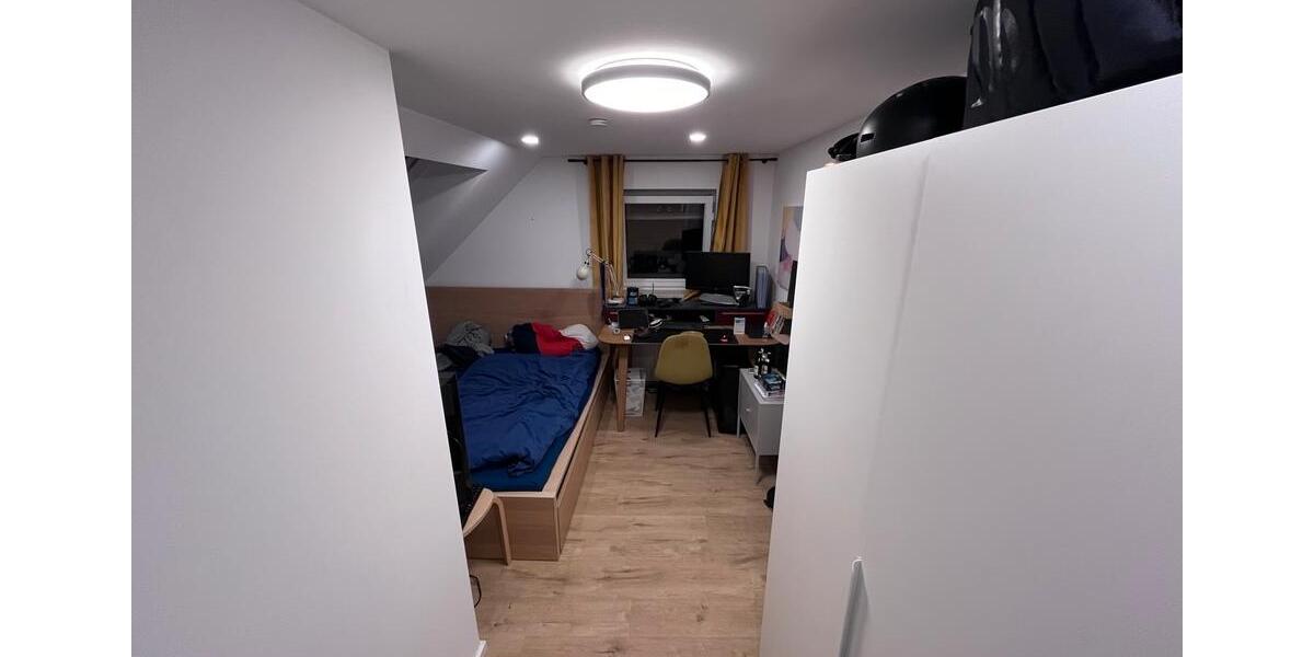 Wohnen auf Zeit Unterföhring - 1 Zimmer, 12 m&sup2;, 640&euro; | Angebot:25640840