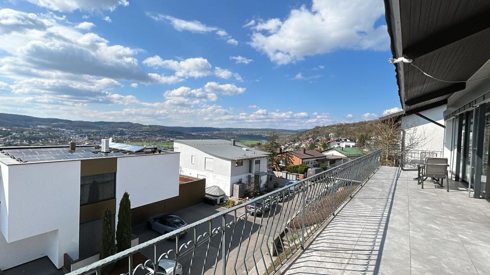 Maisonettenwohnung Mosbach - 5 Zimmer, 173 m&sup2;, 650&euro; | Angebot:26679791