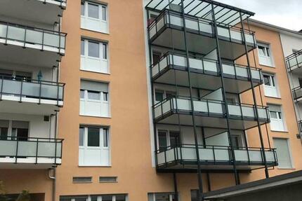 Exklusive 3-Zimmer Stadt Wohnung mit 2 Balkonen ! zimmer
