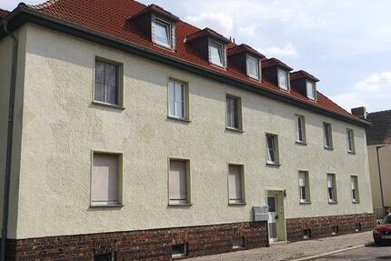 Wohnung Calbe (Saale) - 2 Zimmer, 44 m&sup2;, 280&euro; | Angebot:26297178