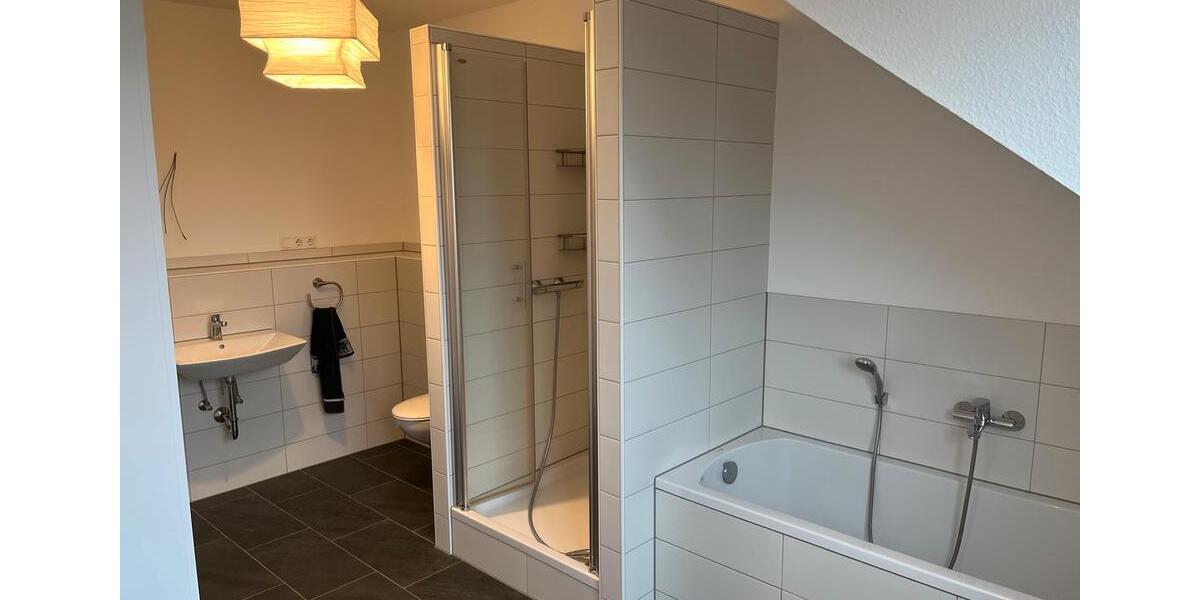 Etagenwohnung Hanau Lamboy - 4 Zimmer, 100 m&sup2;, 1.900&euro; | Angebot:24711587