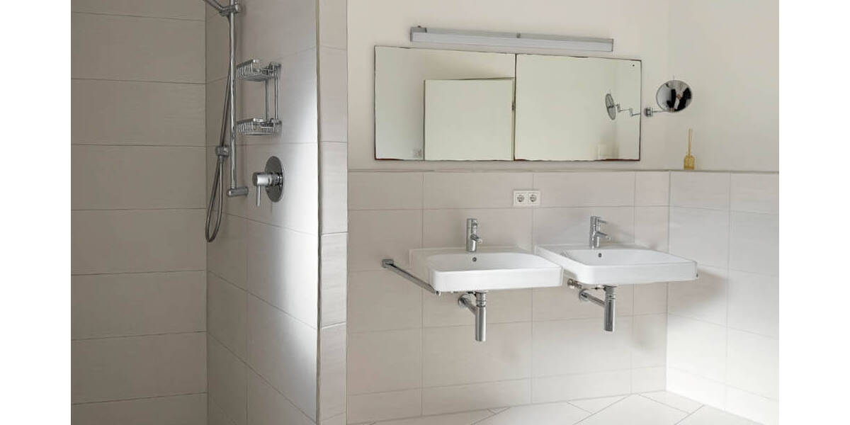 Etagenwohnung Neu-Ulm Ludwigsfeld - 3 Zimmer, 115 m&sup2;, 1.575&euro; | Angebot:26142407