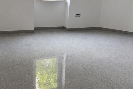 Wohnung Dillenburg - 4 Zimmer, 102 m&sup2;, 1.100&euro; | Angebot:26701979