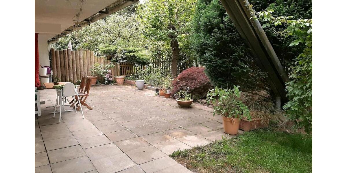 Erdgeschoßwohnung Freiburg im Breisgau Lehen - 3 Zimmer, 105 m&sup2;, 1.500&euro; | Angebot:26654922