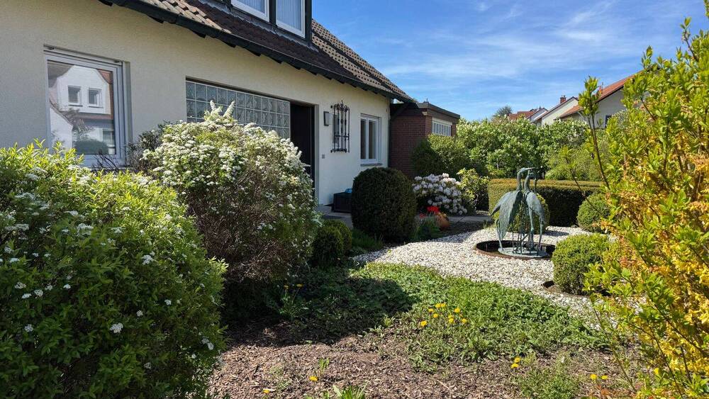 Einfamilienhaus Cadolzburg - 6 Zimmer, 217 m&sup2;, 2.350&euro; | Angebot:26712686
