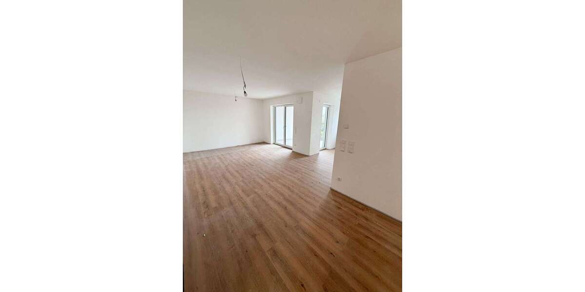 Wohnung zum Mieten in Parkstetten 904 € 75.31 m² 3 zimmer