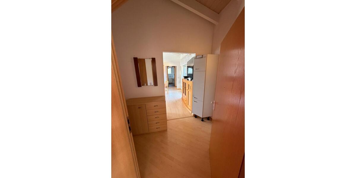 Dachgeschoßwohnung Gotha - 1 Zimmer, 60 m&sup2;, 660&euro; | Angebot:25397063