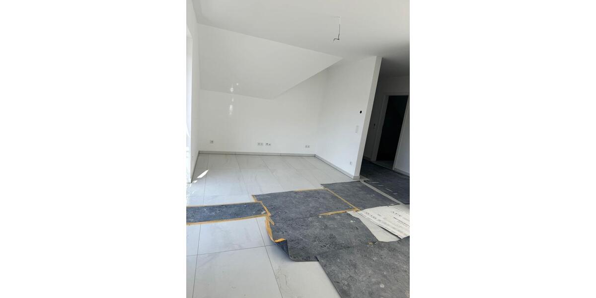 Dachgeschoßwohnung Reichelsheim (Odenwald) - 4 Zimmer, 93 m&sup2;, 1.100&euro; | Angebot:25905294