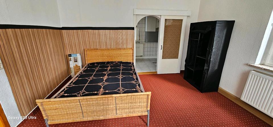 Wohnen auf Zeit Netzschkau - 1 Zimmer, 24 m&sup2;, 25&euro; | Angebot:25990789