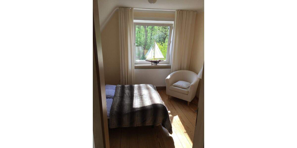 Einfamilienhaus Hamburg Rissen - 4 Zimmer, 114 m&sup2;, 1.950&euro; | Angebot:25335258