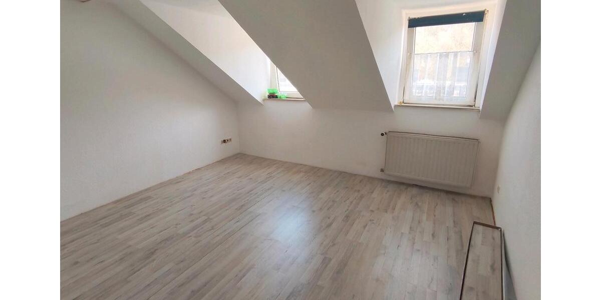 Dachgeschoßwohnung Stolberg (Rheinland) - 1 Zimmer, 45 m&sup2;, 390&euro; | Angebot:25405164