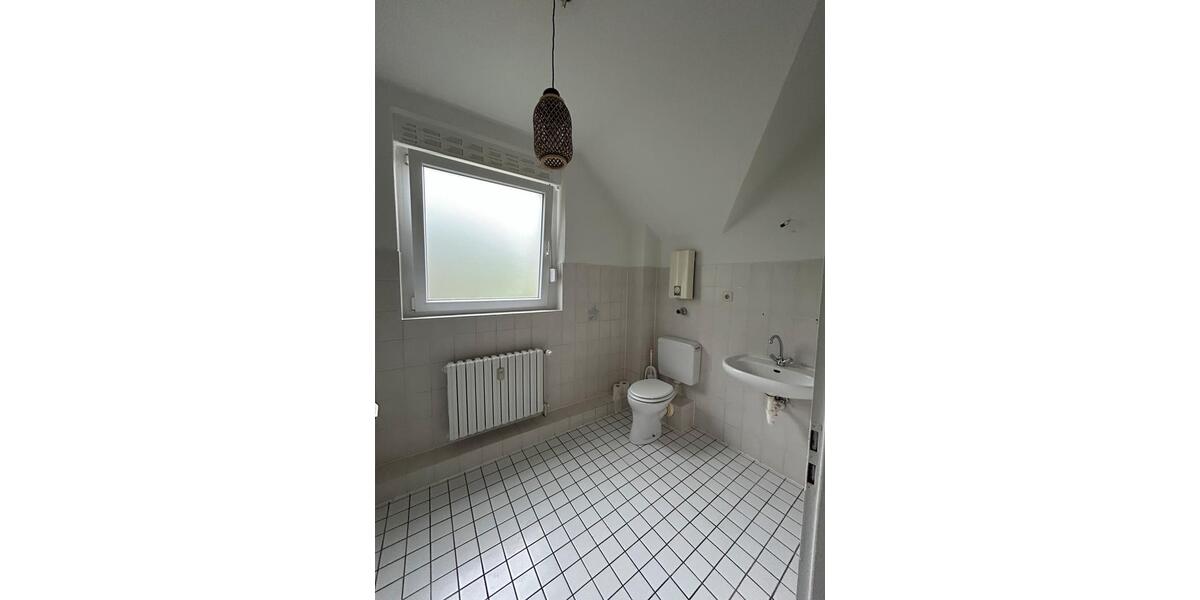 Dachgeschoßwohnung Recklinghausen Berghausen - 4.5 Zimmer, 81 m&sup2;, 1.050&euro; | Angebot:24549453