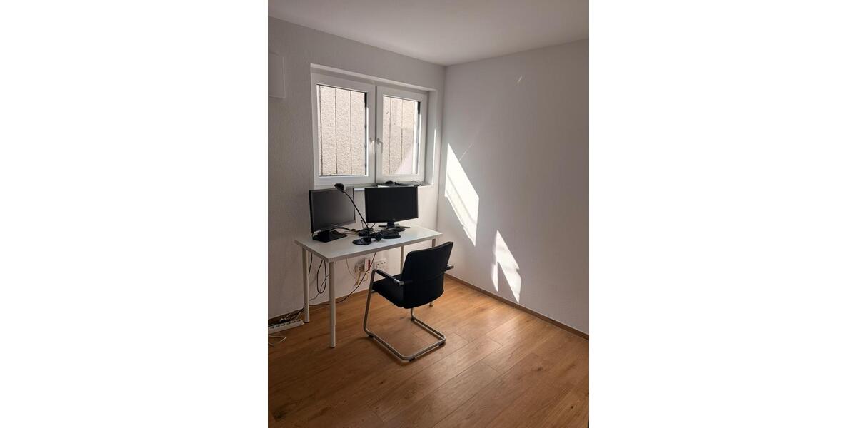 Maisonettenwohnung Schriesheim - 4 Zimmer, 120 m&sup2;, 1.600&euro; | Angebot:26532889