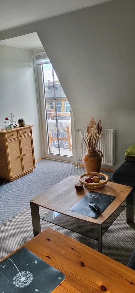 Nachmieter für 2,5 Zimmerwohnung mit Keller zimmer