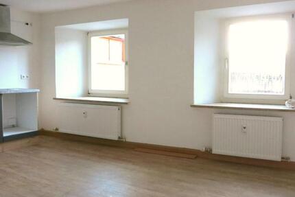 Wohnung Sulzbach-Rosenberg Rosenberg - 2 Zimmer, 44 m&sup2;, 440&euro; | Angebot:26221050