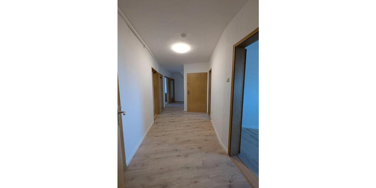 Dachgeschoßwohnung Hof Christiansreuth - 3 Zimmer, 87 m&sup2;, 544&euro; | Angebot:26648179