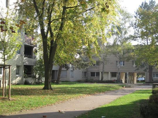 Etagenwohnung Bonn Tannenbusch - 3 Zimmer, 76 m&sup2;, 888&euro; | Angebot:25880800