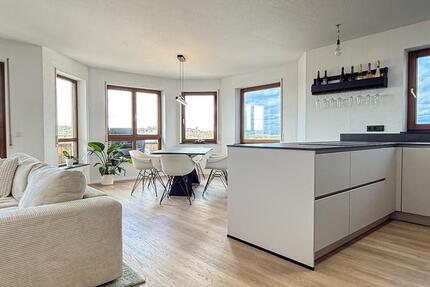 Helle 3,5-Zi.-Whg. mit Balkon, Weitblick & 2 TG-Stellplätzen zimmer