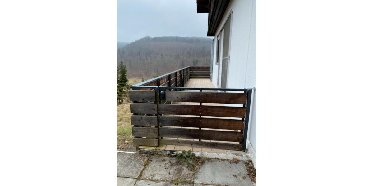 Etagenwohnung Bad Urach - 2 Zimmer, 120 m&sup2;, 1.000&euro; | Angebot:24549173