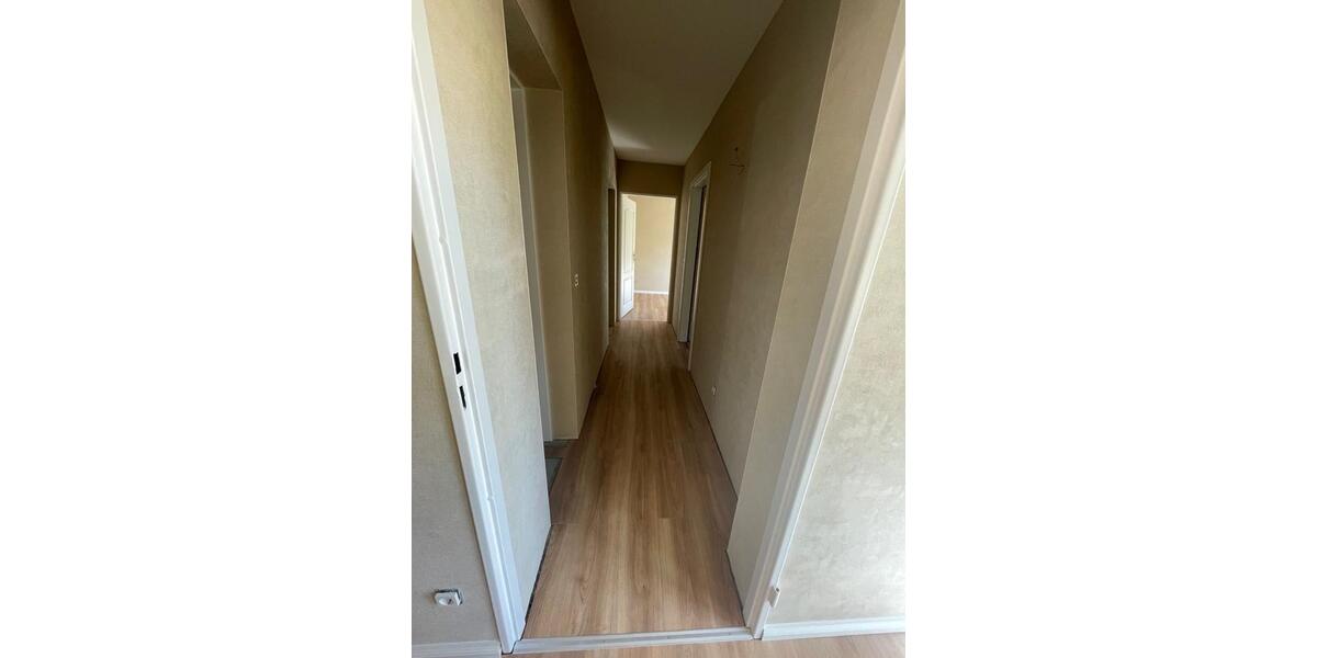 Erdgeschoßwohnung Sankt Ingbert - 4 Zimmer, 86 m&sup2;, 835&euro; | Angebot:26295589