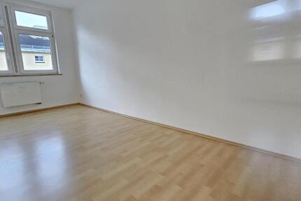 Wohnung Plauen - 4 Zimmer, 100 m&sup2;, 533&euro; | Angebot:25149569