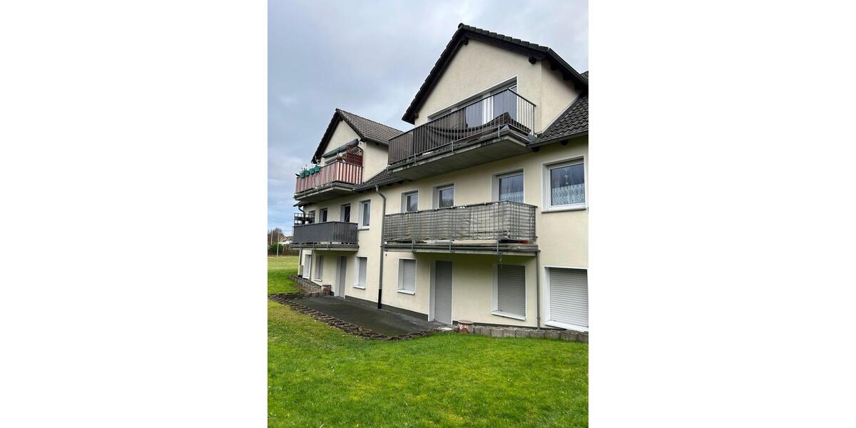 Dachgeschoßwohnung Büren - 3 Zimmer, 71 m&sup2;, 675&euro; | Angebot:24740015