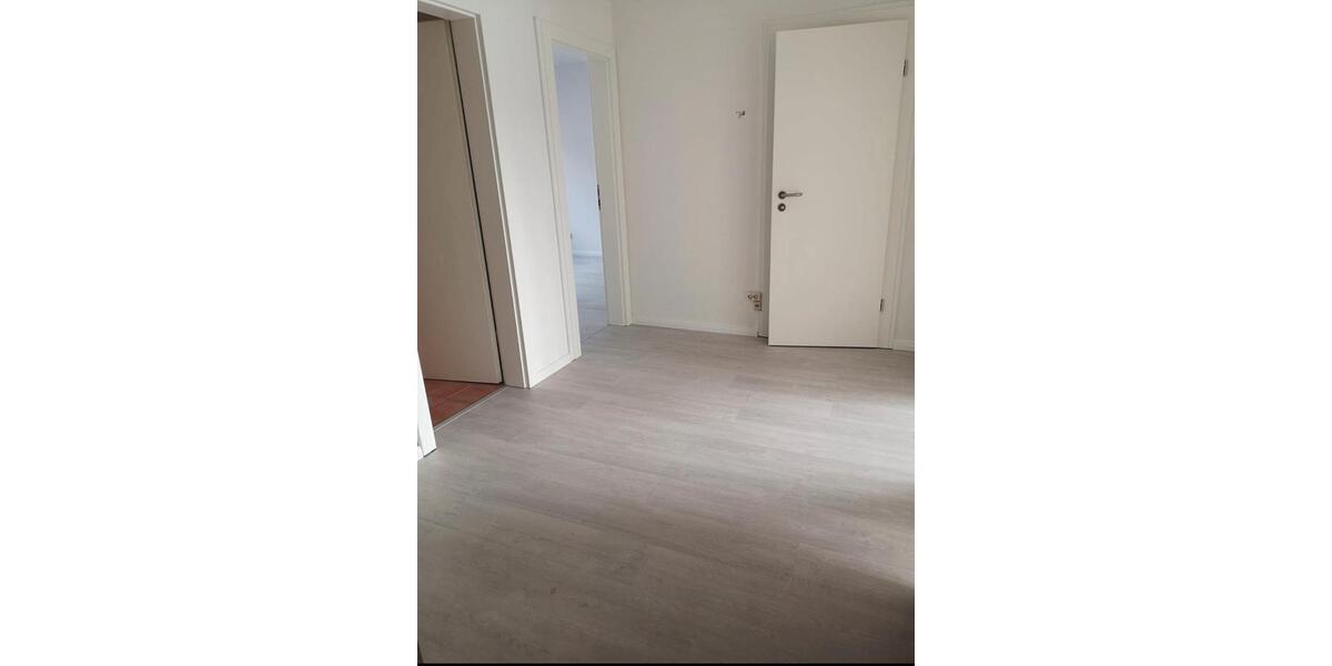 Etagenwohnung Mölln - 3 Zimmer, 68 m&sup2;, 960&euro; | Angebot:25960933