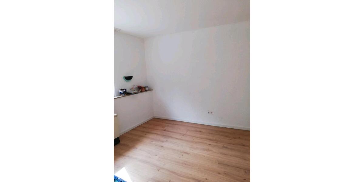 Etagenwohnung Saarbrücken St. Arnual - 1 Zimmer, 25 m&sup2;, 390&euro; | Angebot:26253230